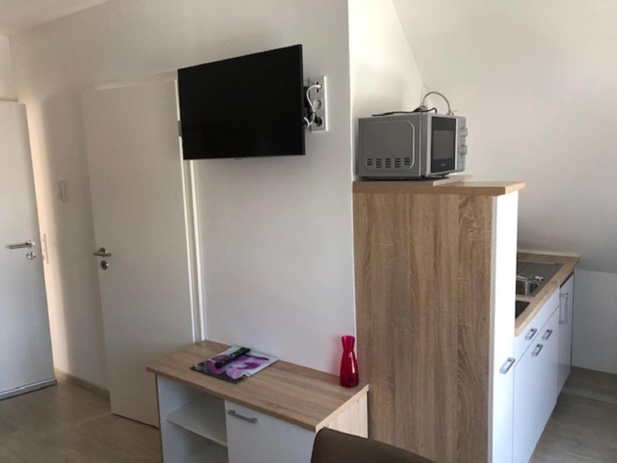 Weinmotel Simon 1 A 阿尔岑瑙·因·尤特弗兰恩 外观 照片
